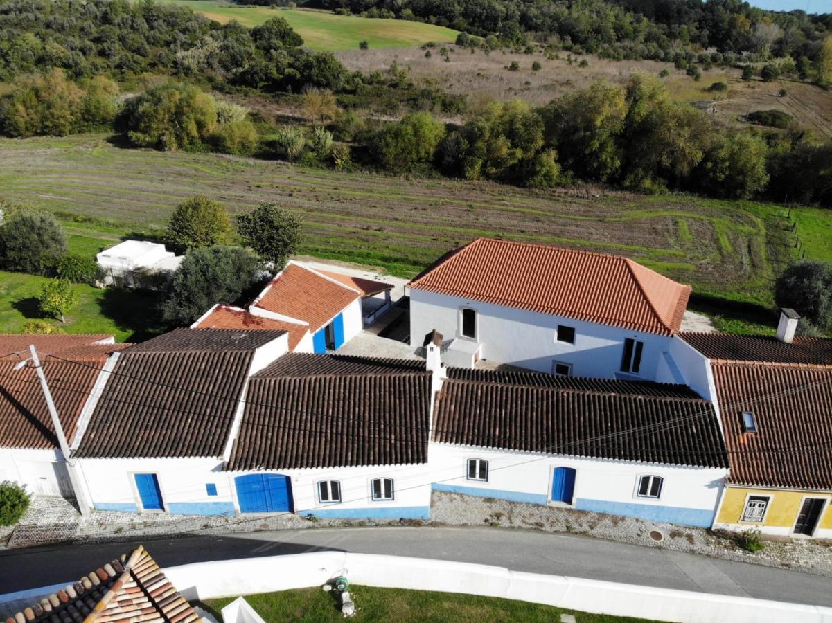 Azoia 10 - Hostel & Casas De Campo Azoia de Baixo Buitenkant foto
